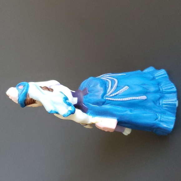 Avon Collectibles Mrs P.F.E. Albee 1996 - Picture 4 of 10